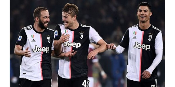 Matthijs de ligt strzelił pierwszego gola Juventusu